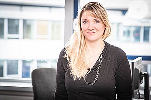 Juliane Zinke, PR und Marketing EURO-LOG